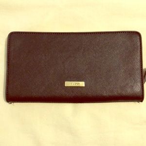Aldo two tone zipper wallet